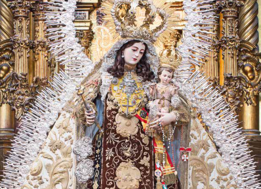 El terno del Carmen de Cádiz, una obra excepcional de Teresa del Castillo y Antonio del Canto